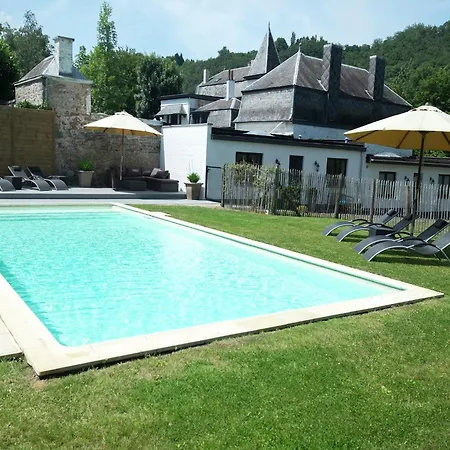 Mansion In Par Dela With Pool *