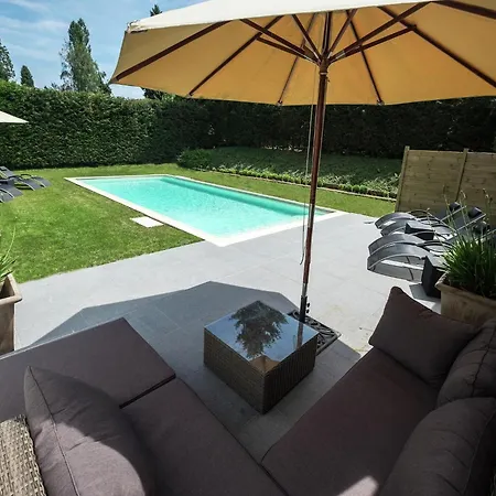 Mansion In Par Dela With Pool Σπίτι διακοπών Hastiere-par-dela