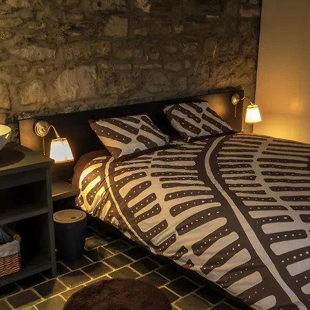 Holiday home Modern Mansion In Hasti Re Par Del With Pool *